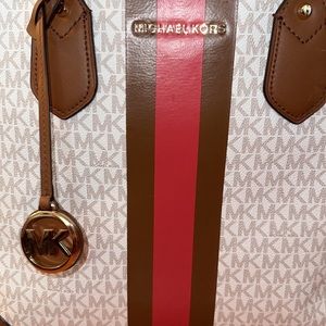 New Michale Kors Bag